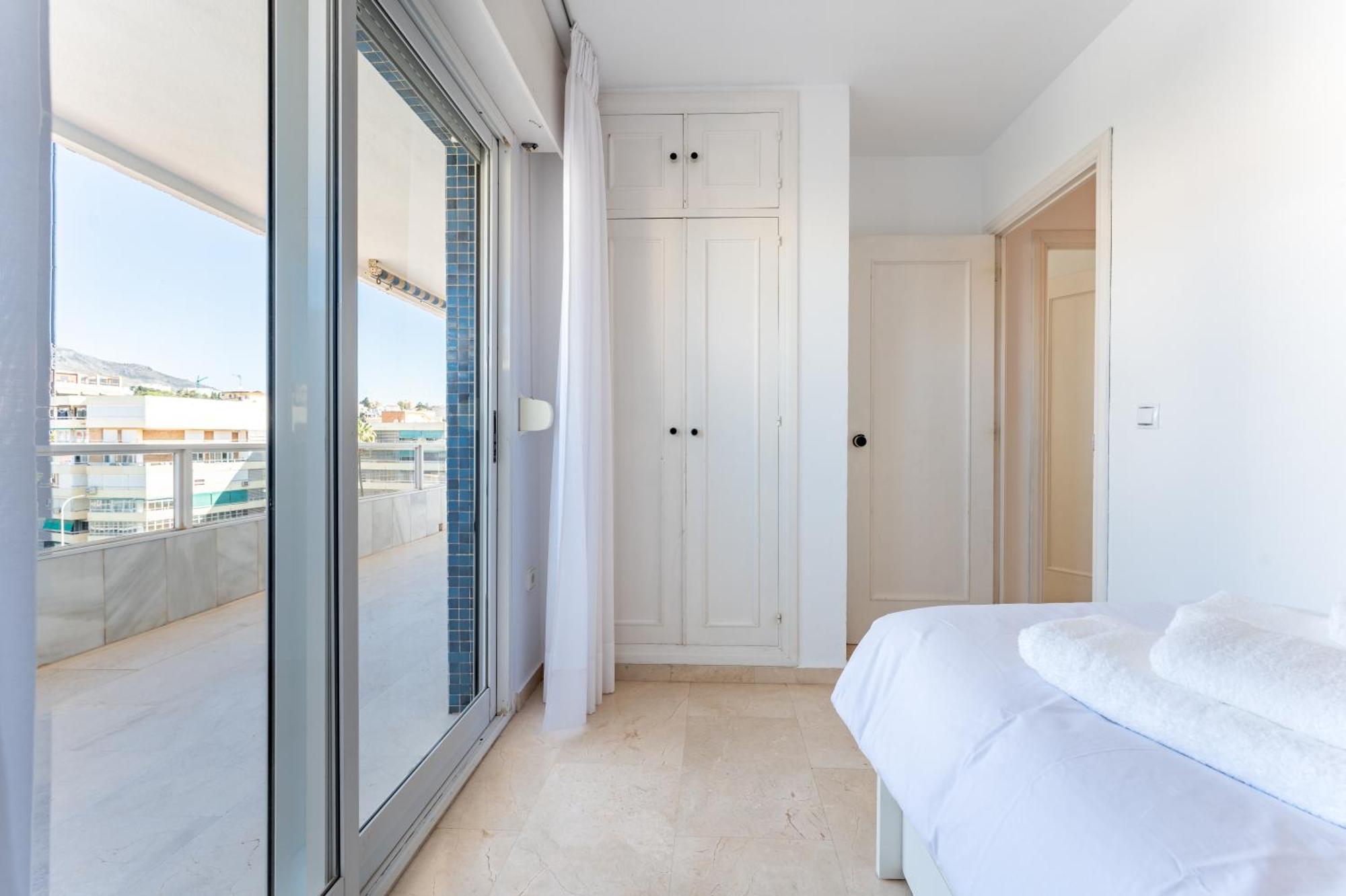 Apartament Tropico Carihuela View & Parking Torremolinos Zewnętrze zdjęcie