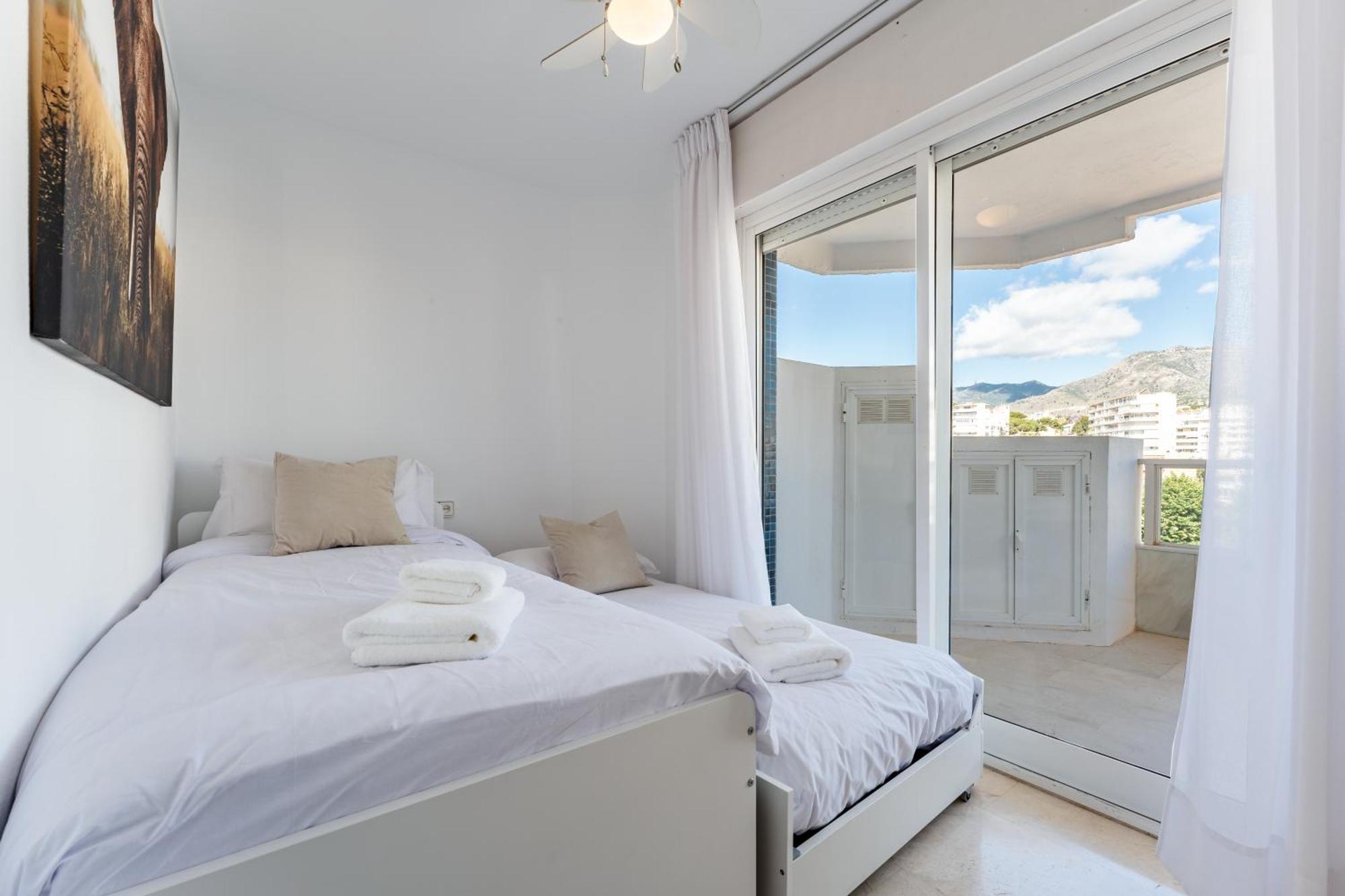 Apartament Tropico Carihuela View & Parking Torremolinos Zewnętrze zdjęcie